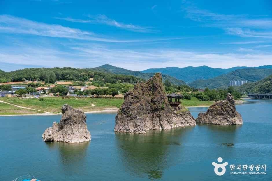 충북 단양 — 도담삼봉과 만천하 스카이워크
